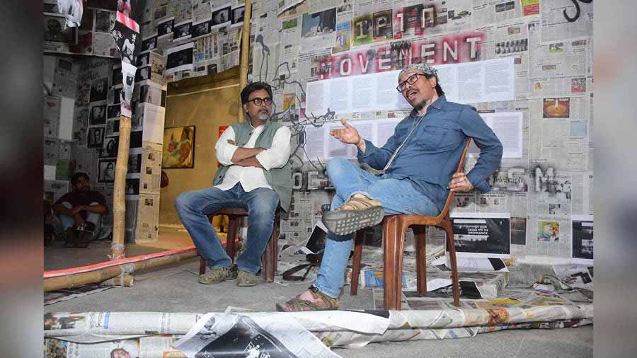 Sanchayan Ghosh (left) and Supriyo Sen discuss Mrinal Sen’s cinematic legacy at the Nabanna Earth Weekend