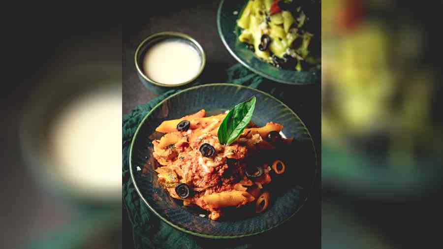 The Italian section consists of a range of favourite bites like Alfredo Pasta, Parmesan Basil Pasta, Italian Arrabiata and Aglio Olio Pepperoncino.