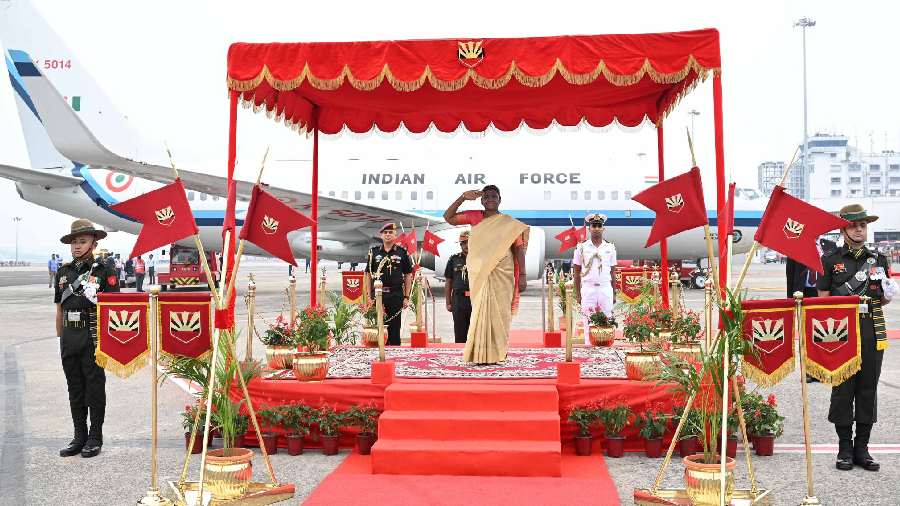 She will visit Rabindranath Tagore's residence at Jorasanko Thakurbari in central Calcutta and pay tributes to the poet.