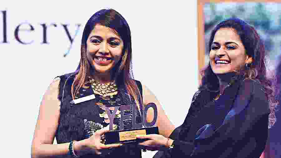 Shefali Rawat Agarwal (right), the owner of Rawat Jewels, received the award in the Jewellery and Accessory category from Shilpi Choudhary (left), past chairperson of 2017-18. Shefali said: “I felt honoured and proud to receive recognition for my achievements. The fact that all the past chairs and committee wearing my designed pieces made me feel even happier receiving them! Thank you YFLO and everyone for your love support and encouragement.”