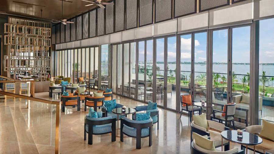 The Grand Lounge at Grand Hyatt Kochi extends into an alfresco deck overlooking the picturesque Vembanad Lake 