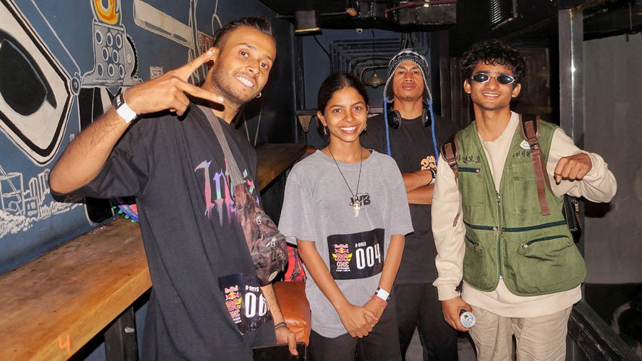 (L-R): Zeus, Anjali, Loco and Shadow, the four winners of the Kolkata round