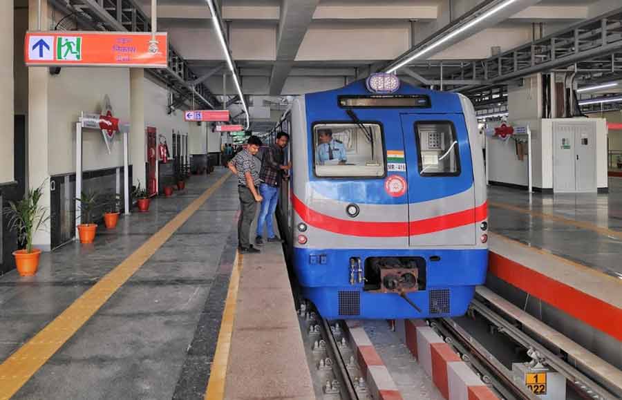 A trial run was conducted again on Tuesday on the Kavi Subhash-Hemanta Mukhopadhyay (Ruby) route before the commencement of commercial services on this stretch. A trial run was also conducted on Monday  