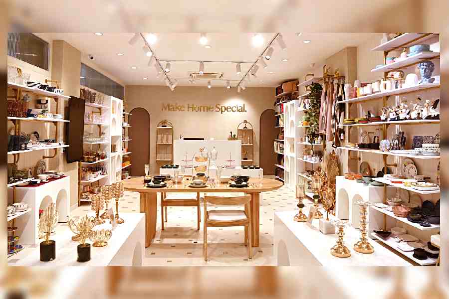 The store, designed by Aashni Kumar, reflects a modern vintage interior space, which features Georgian octagon flooring and wall panelling with a modern interpretation of traditional wainscoting. The minimal floor plan with accent display units allows the products to shine, highlighting modern and sculptural showcases and consoles adding a touch of elegance. The store's fluted glass window brings in a lot of natural light and provides the store with a distinctive appeal.The store will also exclusively preview the brand’s very first luxury collection, Luxe, a quintessential showstopper range of decor elements. Nest Luxe draws on Roman conquests, victory, and honour, featuring laurel wreaths, trophy-like candle stands, sculptures, crystals, and glass globes that add brilliance and sophistication to new-age homes. The pieces are relatively larger, creating a sense of grandeur and impact as focal elements in a room.
