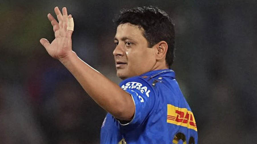 Piyush Chawla (MI): The wily spinner continues to impress in the IPL, with his latest demonstration of class coming against PBKS, where the former Punjab man gave away 29 runs in exchange for the precious scalps of Shikhar Dhawan and Matt Short. The wicket of Dhawan, in particular, would have delighted Chawla, for he was able to outfox the PBKS skipper with his flight and pace, before getting him stumped