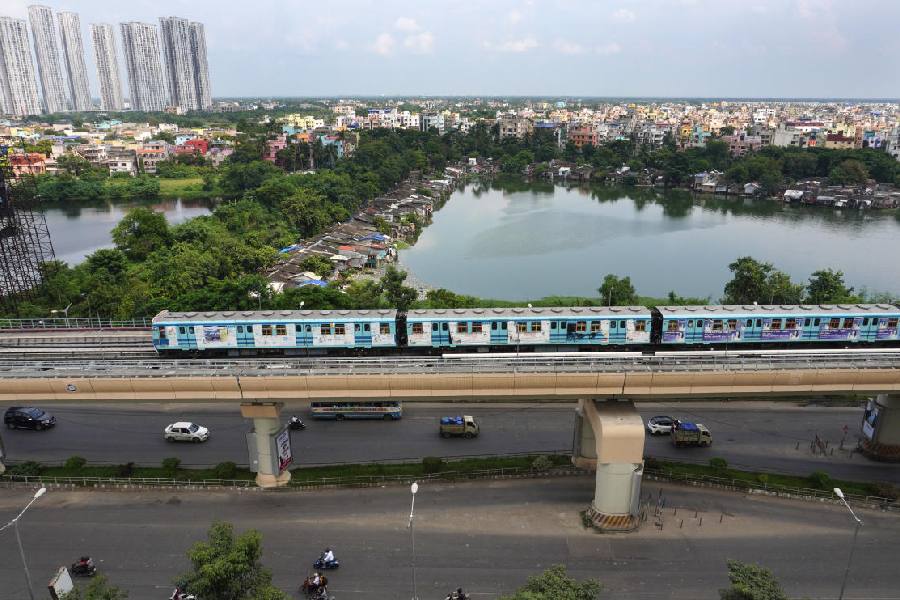 File picture of a Metro train leaving New Garia station