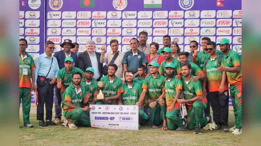 Bangladesh accepted the Runners’ Up prize after a well-fought tournament. ‘We gave it our all, but unfortunately sometimes it’s just not your day. However, Kolkata has been an incredible host to us, and we’ve felt right at home with the language and culture,’ said team captain Shahriar Emon