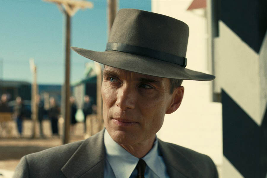 Oppenheimer (2023) - Cillian Murphy as J. Robert Oppenheimer - IMDb
