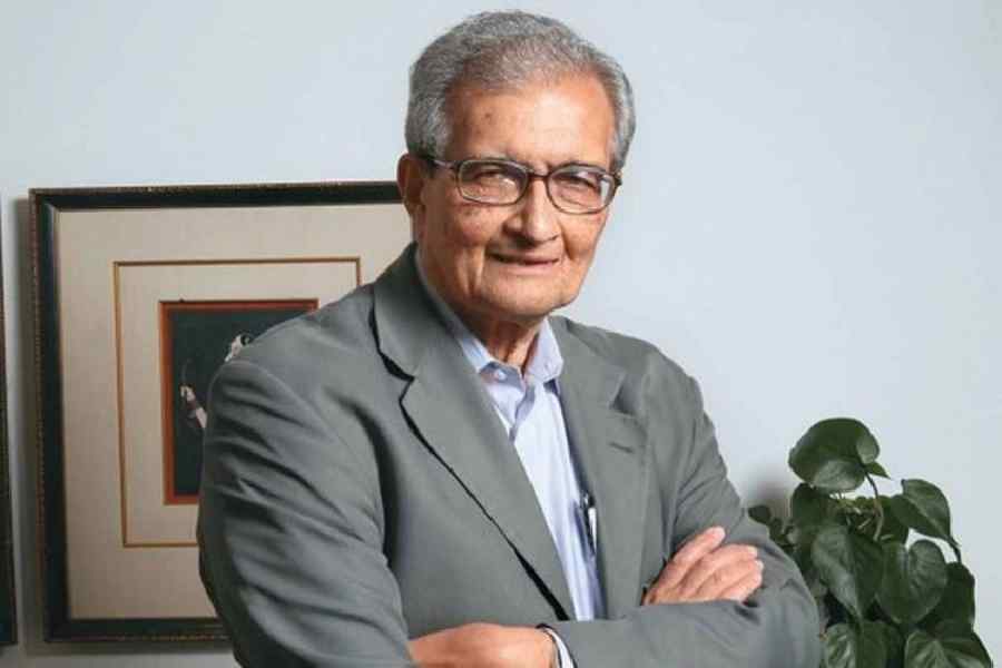 Amartya Sen | Nandana Deb Sen denies her father Nobel prize winner ...
