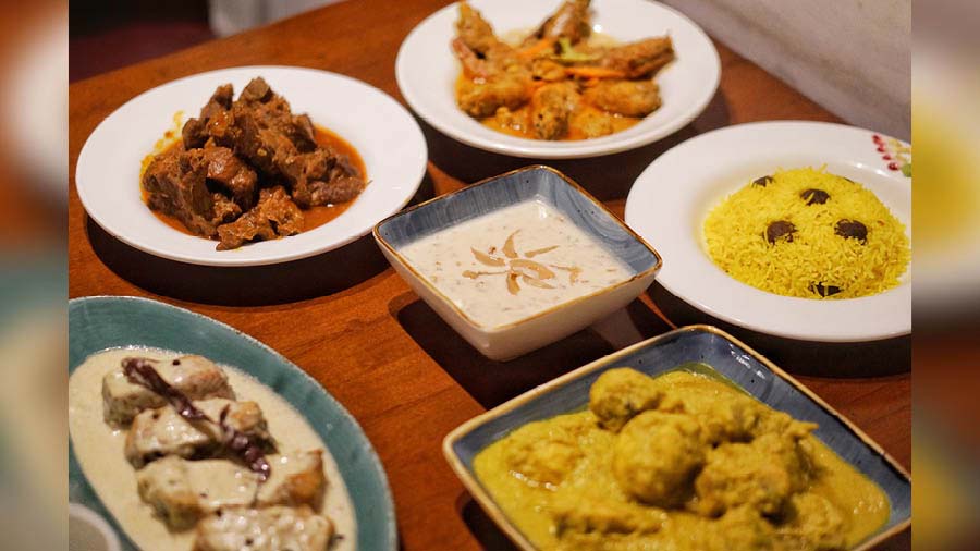 Kolkata's Oh!Calcutta outlets celebrated Rabindranath Tagore's birth anniversary with a special buffet feast based on the recipes from the Tagore family kitchen