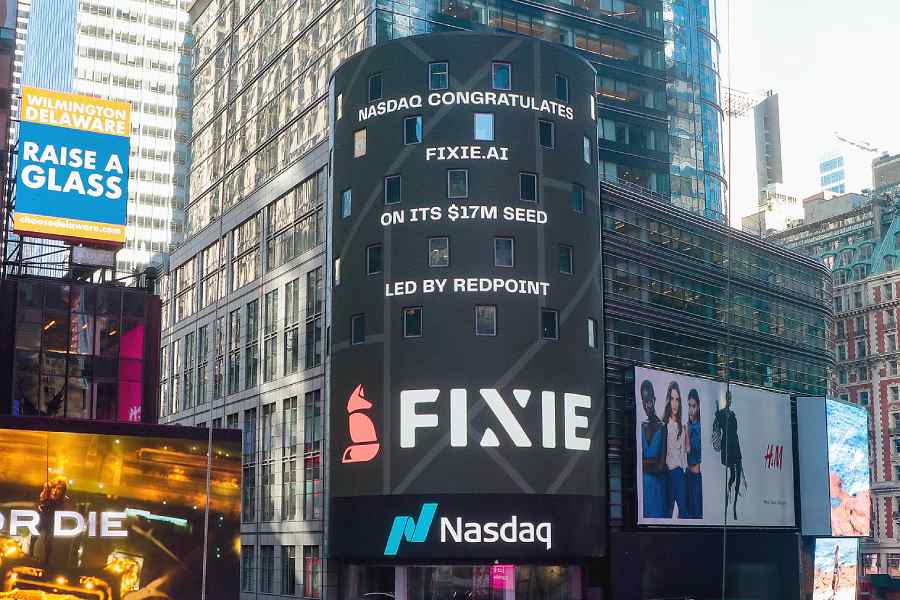 “I recently did the Fixie logo for a new AI company. What was super cool about it was that it was featured on the Nasdaq billboard in Times Square,” smiled Avantika.