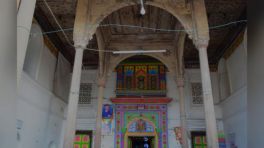 The ground floor of the Hanseswari Temple. Tourists are not allowed on the upper floor