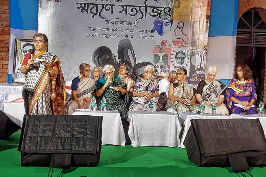 Residents of Snehodiya stage a tribute to Satyajit Ray at Apur Sangsar Park on May 1