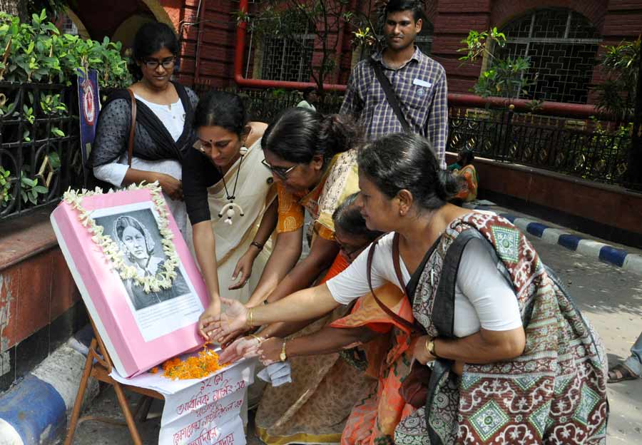 Members of the nurses unit observed International Nurses Day at the Medical College and Hospital in Kolkata on Friday