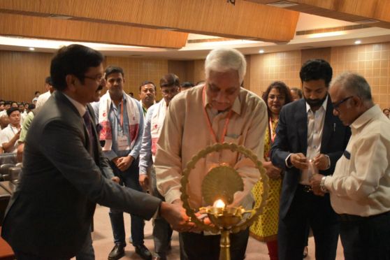 Inaugurated by Prof. (Dr.) S.P. Singh, Honourable Vice Chancellor, Royal Global University, Prof. (Dr.) Rohit Singh, Pro-Vice Chancellor and other senior members of the management along with representatives from the recruiting companies, this Job Fair aimed to bridge the gap between academia and industry.