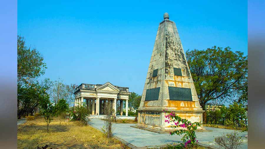 The pavilion and obelisk of Raymond’s Tomb 