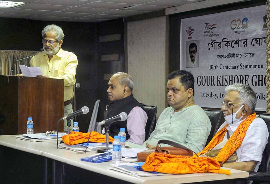 Sahitya Akademi organised the  birth centenary seminar of Gour Kishore Ghosh at the Sahitya Akademi Auditorium on Tuesday. Eminent Bengali writers Subodh Sarkar and Sirshendu Mukhopadhyay, convener, Bengali Advisory Board, Sahitya Akademi, Bratya Basu and others were present 