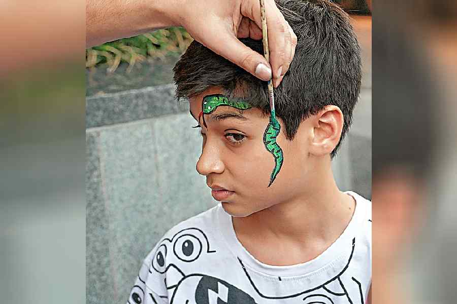 Face Painting for kids birthday party in Kolkata