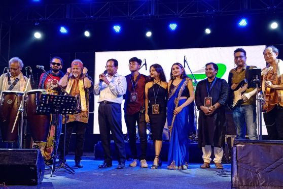 Future Institute of Engineering and Management hosted their annual cultural fest, FLAMES '23, at the Sonarpur campus on 8, 9 and 10 May 2023.  Bhoomi, the band posing for a picture with the Principal of FIEM, President and Vice-President of FLAMES '23. 