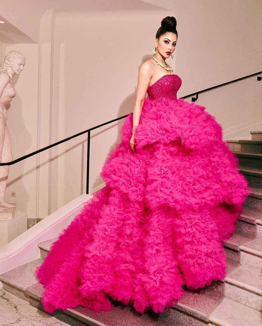 Urvashi Rautela donned a pink tulle gown paired with a statement crocodile-themed jewellery. 