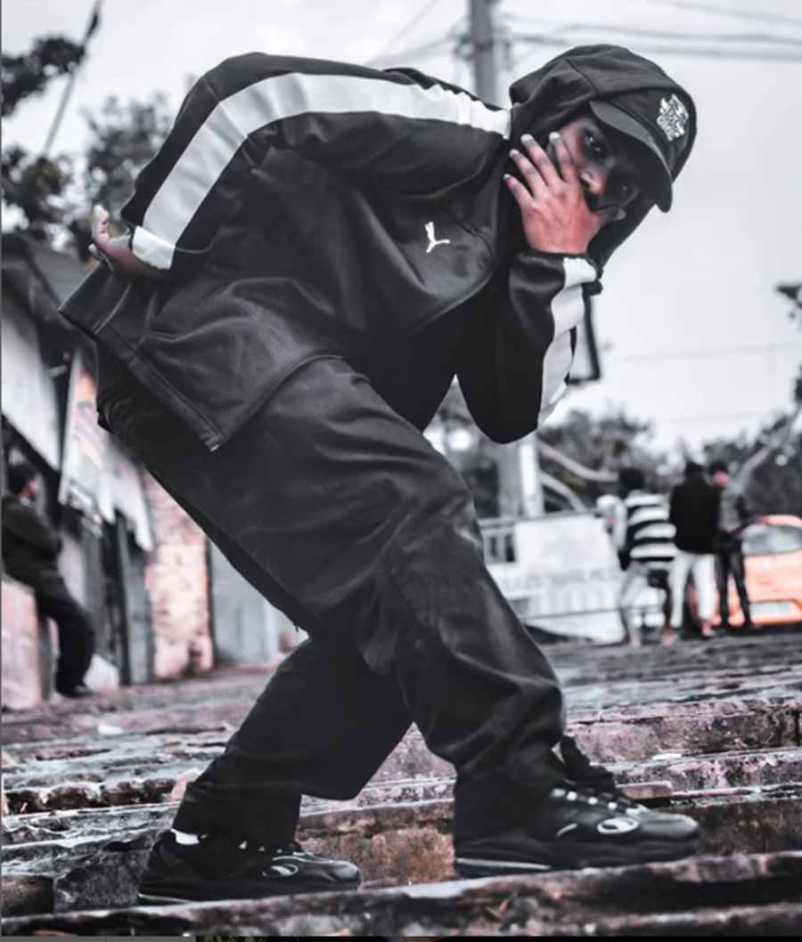 Bboy Raja from CKN crew, Kolkata, took home the prize under the Uprock 1v1 category