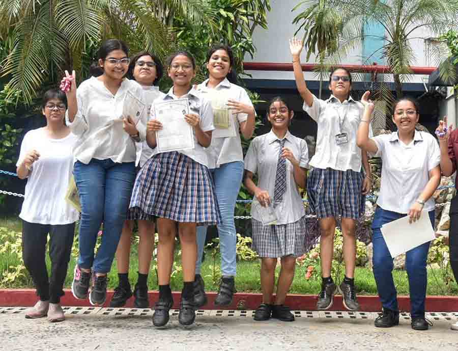 Students of The BSS School celebrate after Madhyamik results were declared on Friday. Altogether, 5,65,428 students cleared the Class X board exams conducted by the West Bengal Board of Secondary Education. The overall pass percentage is pegged at 86.15%  
