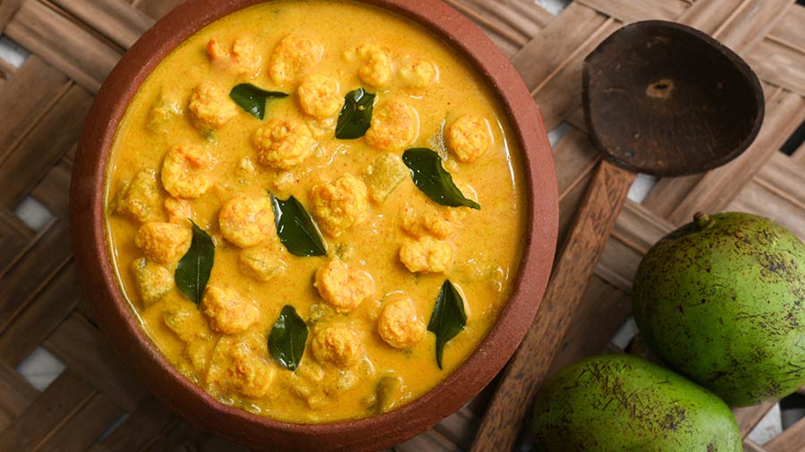 Prawn Mango Curry in Mustard Sauce