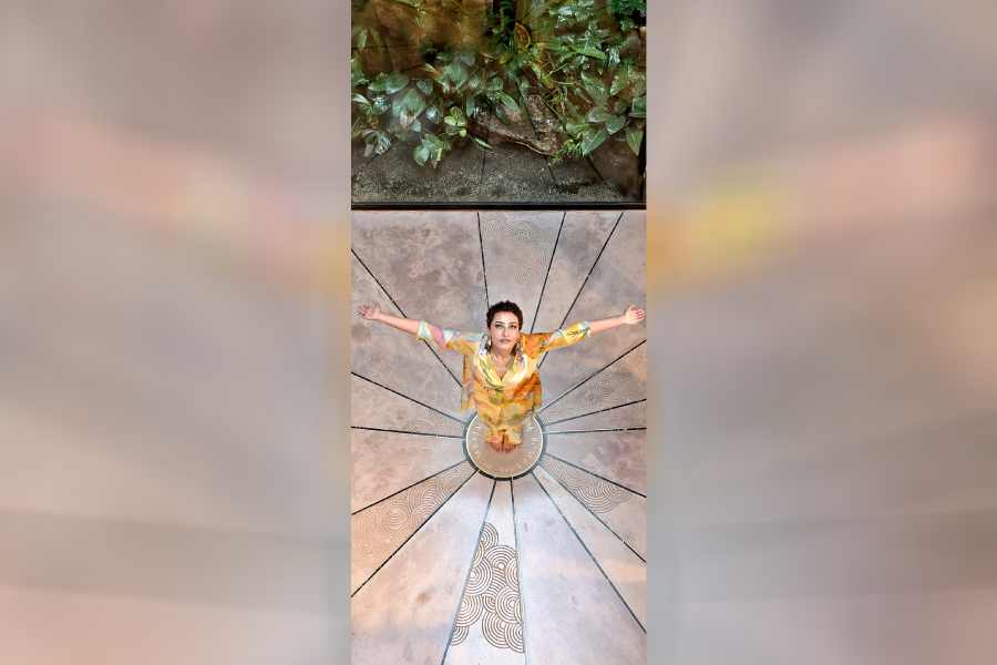 Gratitude marked this frame. “This feels like a new life,” said Shaireen as she stood with arms extended, soaking in the sun at the open-to-sky courtyard area, the centrepiece of Bombaim. The colourful Yavi coords were matched with Forest of Chintz earrings and metallic shaded eyes. “Don’t think nothing can be done. And, remember if you break down, the whole treatment gets affected. So, be patient,” were Shaireen’s wise words. Going ahead, she would love to start a venture in Darjeeling, her hometown, and join her family business of antiques. Prior to this, she had worked with 145 East and The Space at 9/2 and also ran a tattoo parlour on Park Street.