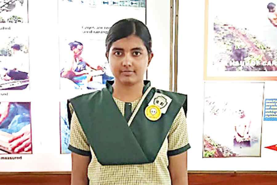 JUTHIKA RANI MANDAL: Topper of her school. Her father works as a labourer and mother never went to school