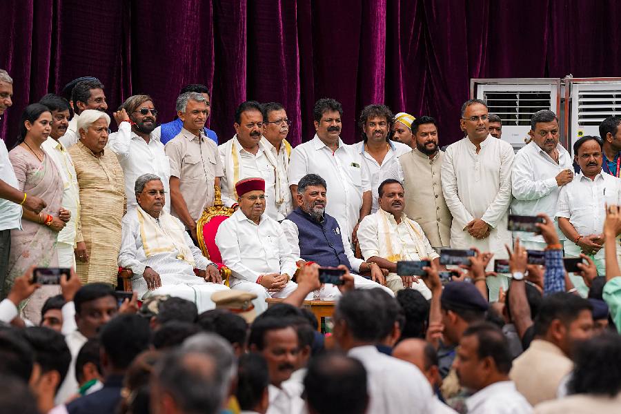 Karnataka Cabinet Expansion: 24 Ministers Inducted In Siddaramaiah ...