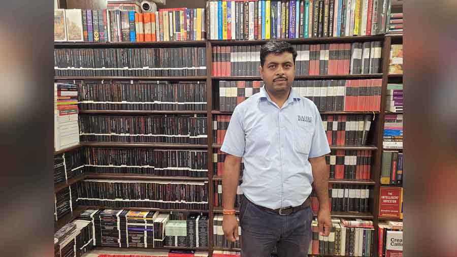 Having worked at Bahrisons for 17 years, Sikendar Rai has helped set up stores in Vasant Kunj, Gurugram, Chandigarh and Kolkata  
