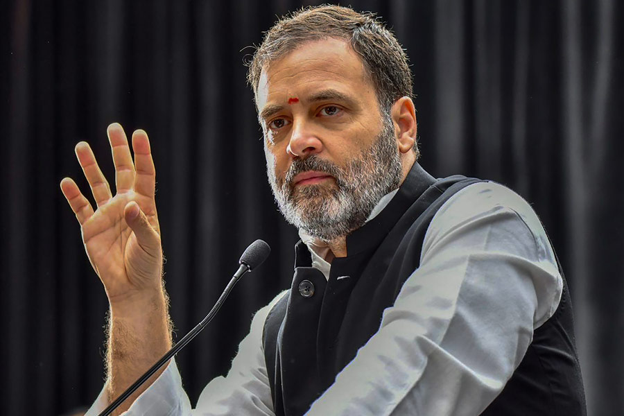 If you sat Modiji with God, he'll explain to God how the universe works, says Rahul Gandhi in United States - Telegraph India