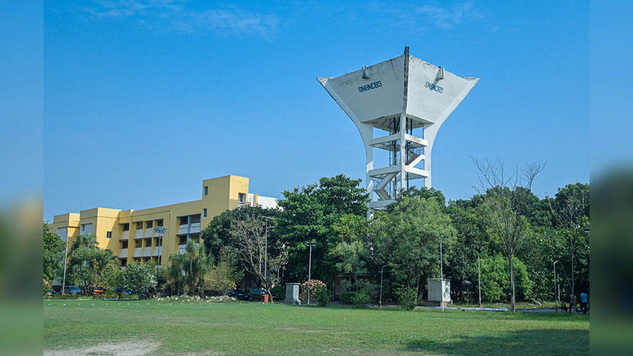 How Salt Lake’s SN Bose National Centre for Basic Sciences is contributing to the quantum mission in India - Telegraph India