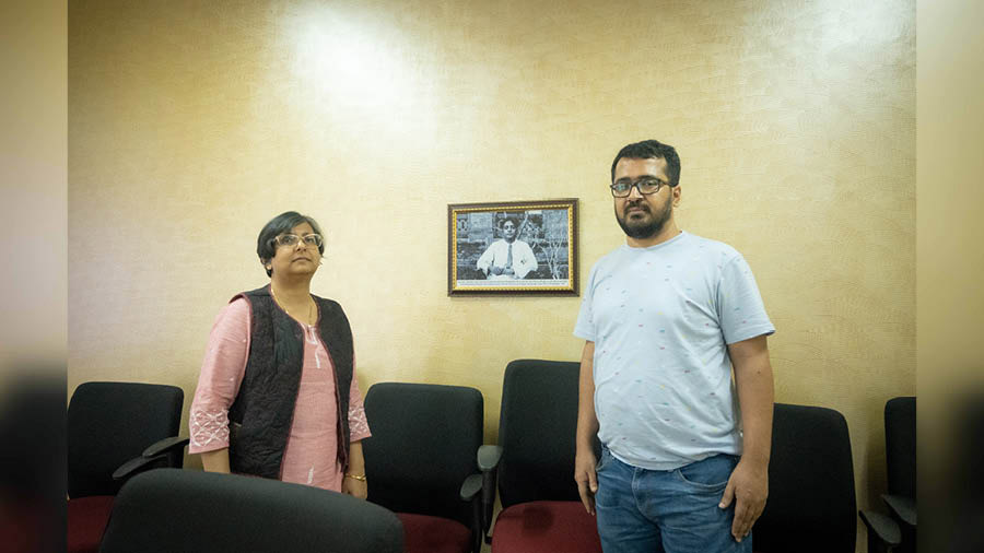 Tanusri Saha Dasgupta (left) and Manik Banik play an integral role in the National Quantum Mission on behalf of SNBNCBS