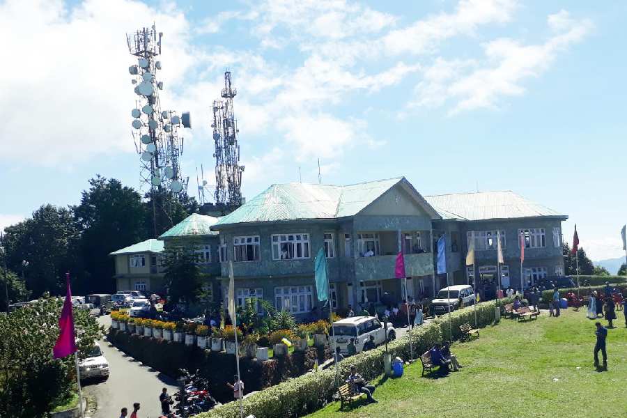 Kalimpong Taxi Operators Demand Only Local Taxis for Sightseeing Trips