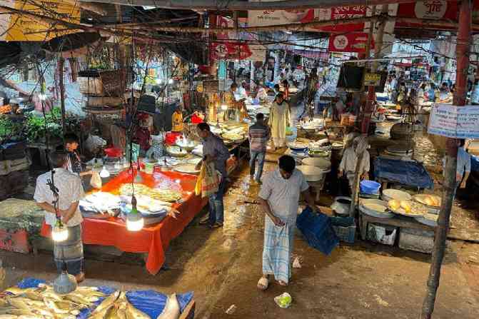 Barishal fish market