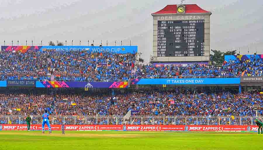 The ground was packed for the big game between the two semi-finalists