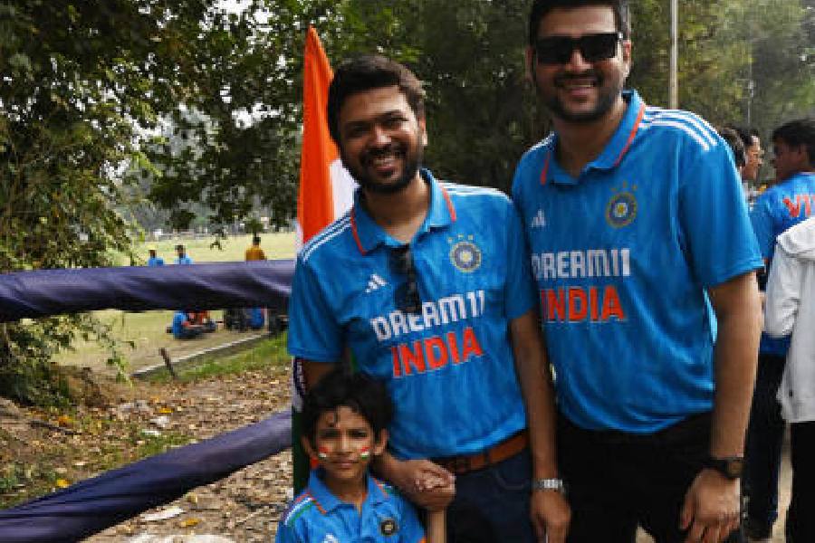 Six-year-old Kabir Pandya was on his way to Eden with father Raunak (centre) and uncle Rajat. “This is the first time he (Kabir) is going to a cricket match in a stadium. There cannot be a better debut than one at Eden during a World Cup. When he grows up, he will thank me,” said Raunak. The Pandyas live in Hyderabad but have friends and family in Calcutta. Raunak has been to Eden before. Seeing so many spectators get their face painted in the colours of the Indian flag, Kabir insisted on getting his face painted. Considering the “dream debut”, the elders did not object.