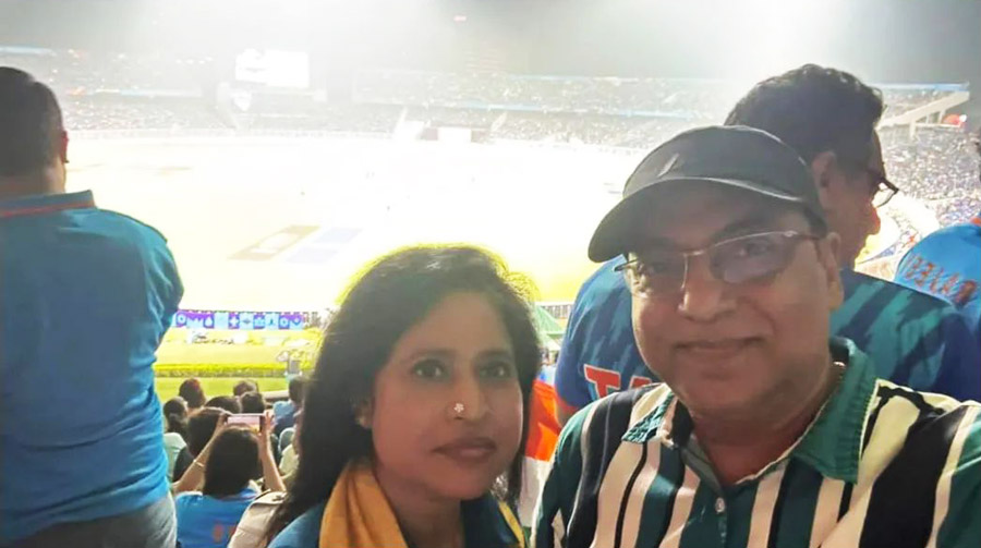 Actor-director Arindam Sil posted this photograph on his social media handle captioned: ‘Always feels great to be at #EdenGardens and specially to watch India win like how !!!  #cricketworldcup2023 #TeamIndia #Dream11’