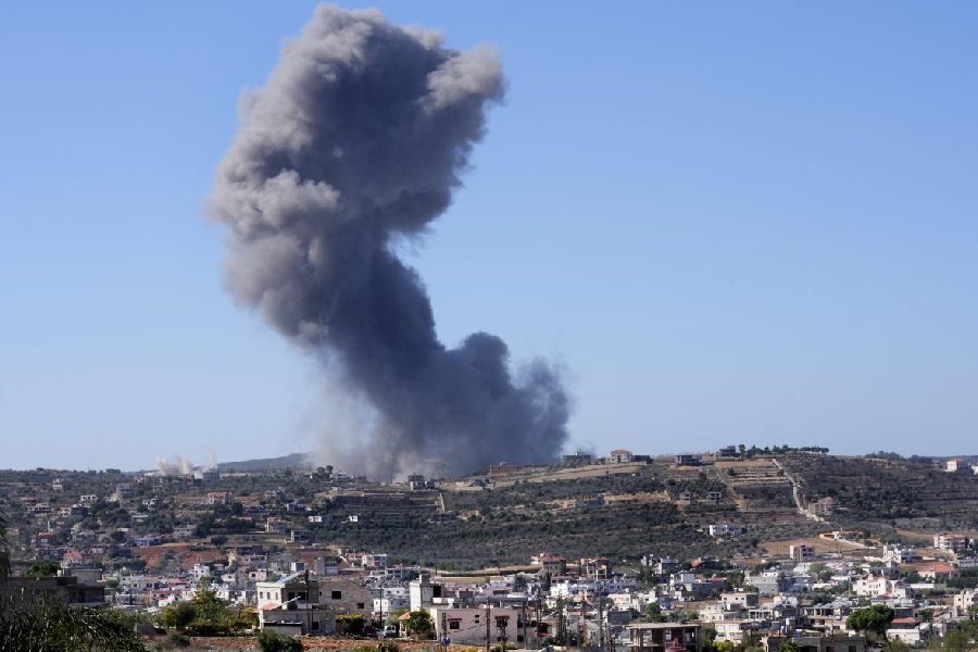 Israel-Hamas War | Woman, 3 Kids Killed In Israeli Airstrike In South ...