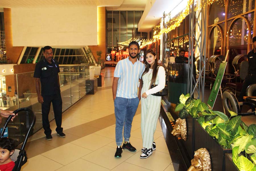 Pakistani pacer Hassan Ali, in Kolkata ahead of the England versus Pakistan match at the Eden Gardens on November 11, dropped in at South City Mall on Monday evening for some family time with wife Samyah Arzoo and daughter Helena Hassan Ali