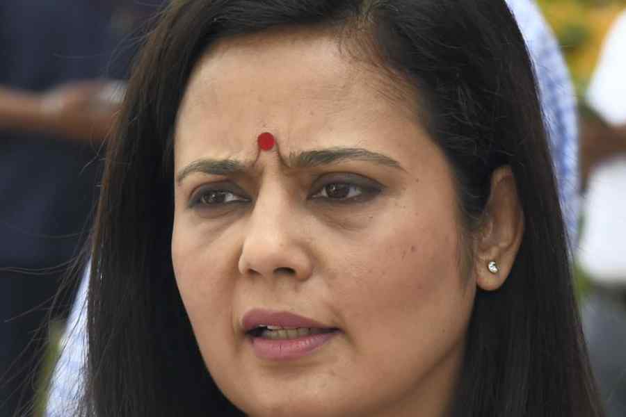 Mahua Moitra Defies Rumors of Expulsion, Vows to Continue Fighting for 30 More Years