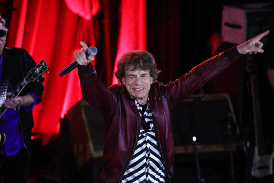 Mick Jagger Pakistan Vs England Rolling Stones Frontman Mick Jagger Buzz At Eden Gardens