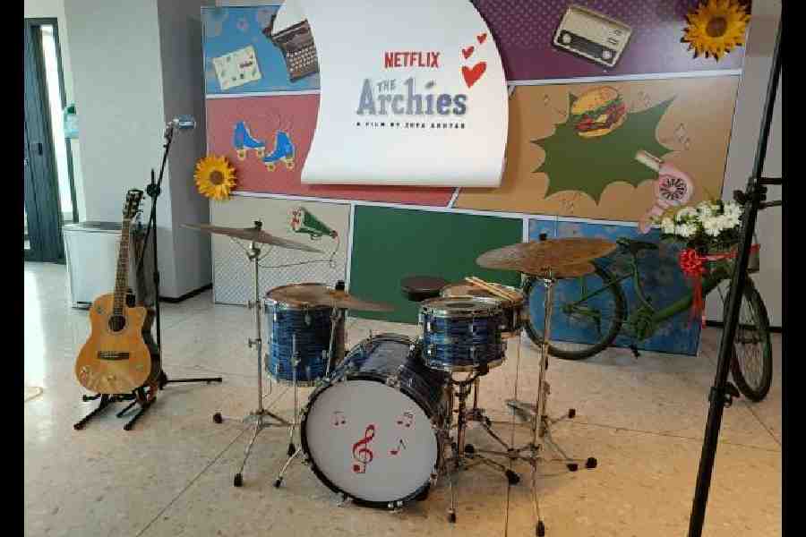 Trivia: who plays the drums in the Archies gang? Answer: Jughead Jones. Occupying pride of place at the screening was this drum kit and, of course, a guitar, played by our main man Archie Andrews
