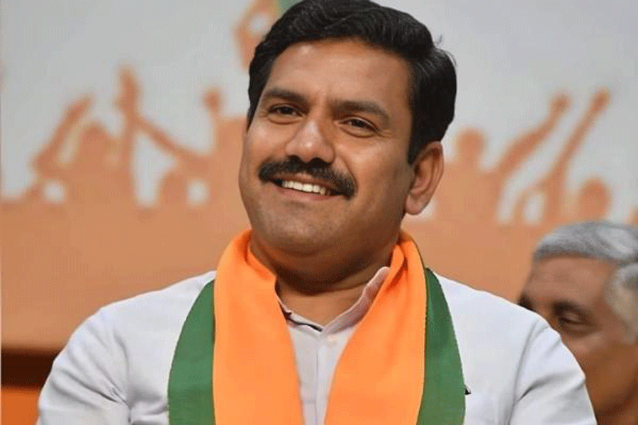 Vijayendra Yediyurappa | B.S. Yediyurappa's son Vijayendra becomes  Karnataka BJP president ahead of Lok Sabha elections - Telegraph India