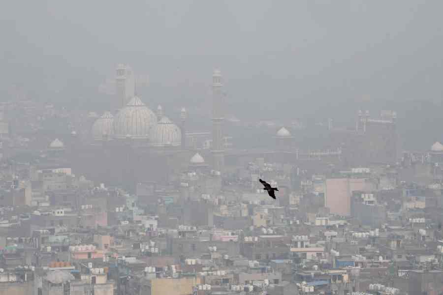 Delhi's Air Quality Deteriorates After Diwali Despite Ban on Firecrackers