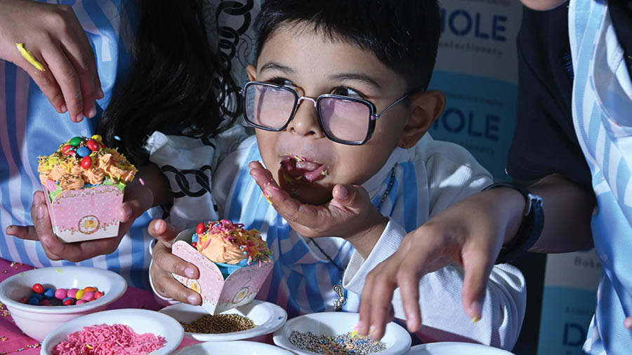 Tram ride, science show, bird quiz &amp; baking contest keep kids busy on Children’s Day