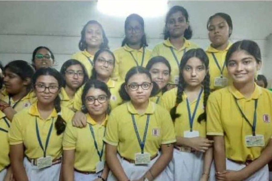 Participants of Glory house at the Bidya Bharati Girls' High School no-flame cooking contest. Each team had to make two dishes using their creativity