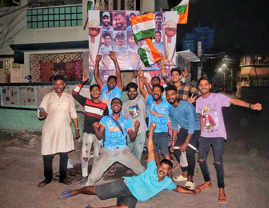Flags, posters and celebrations near Baghajatin on Wednesday night