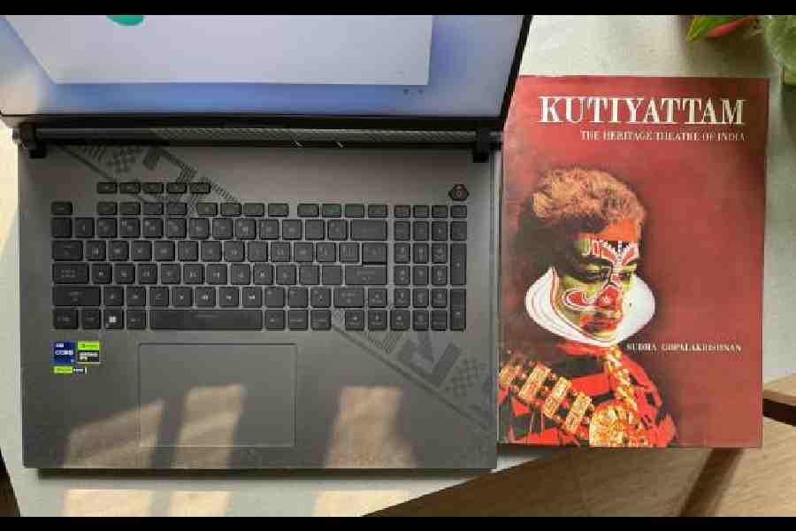 The keyboard has all the hallmarks of a gaming machine